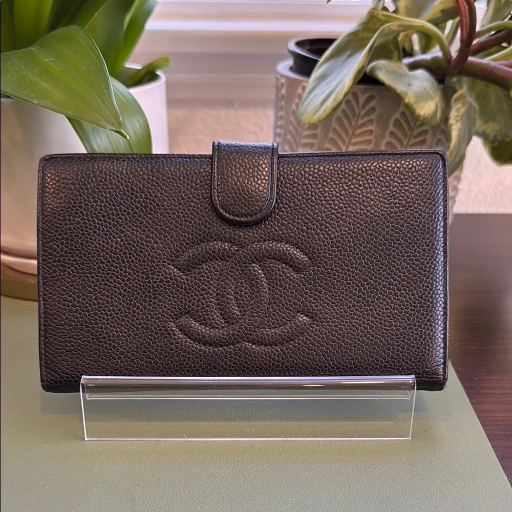 Chanel Caviar Black Kiss Lock Wallet - Picture 9 of 12